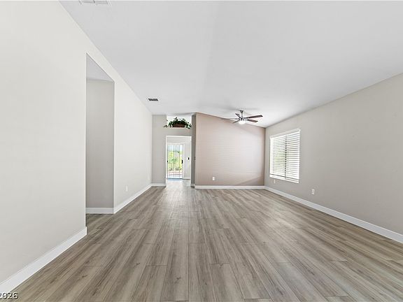 3rd image of 2154 High Mesa Dr