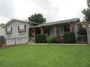 2421 Reeves Ave, Dodge City, KS 67801