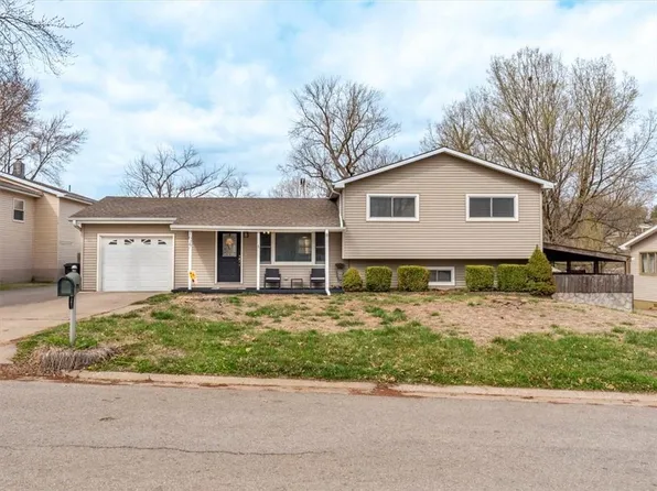 1617 Frankie Ln, Saint Joseph, MO 64503