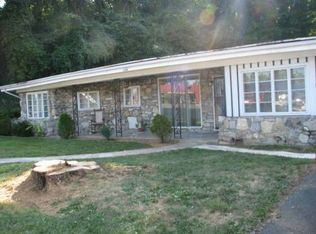 1292 Lee Hwy, Bristol, VA 24201