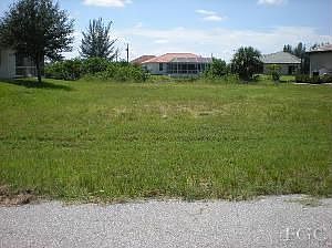 2nd image of 3302 SW 3rd Ln