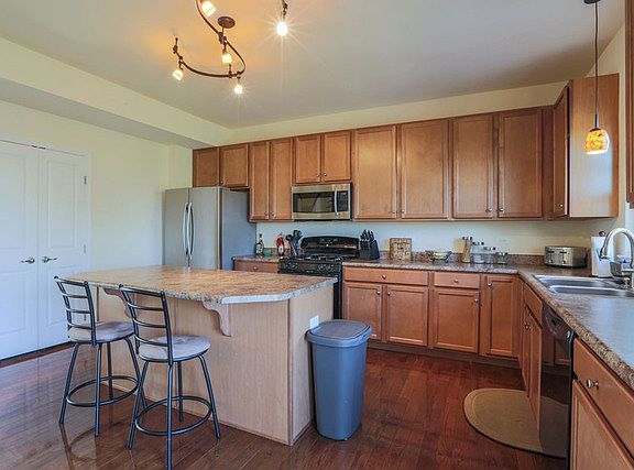 4th image of 3333 Kentshire Cir #27B