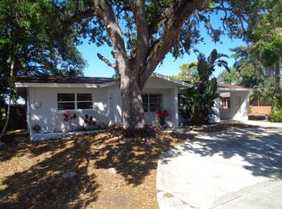 1924 Fountain St, Fort Myers, FL 33916