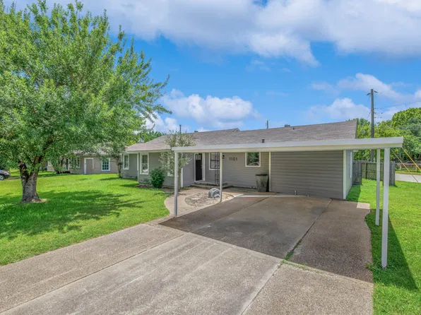 1101 Edgewood Dr, Bryan, TX 77802
