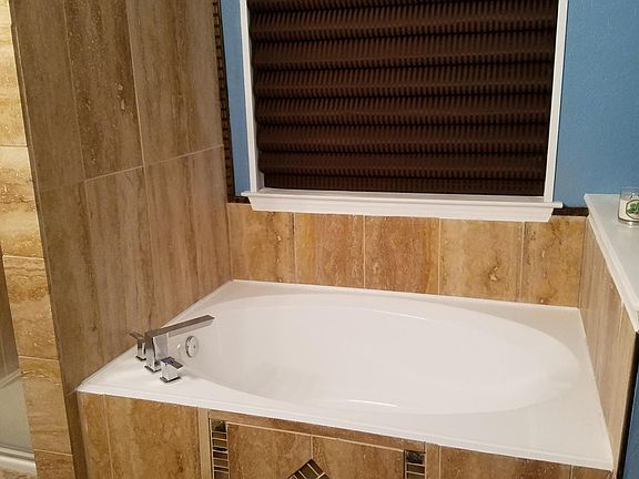 Shower/Bath Tub Combination