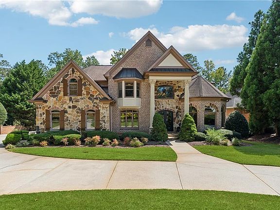 2nd image of 6935 Wakehurst Pl