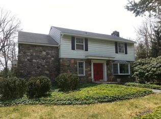 25 Church Ave, Mount Pocono, PA 18344