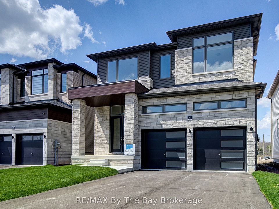 1st image of 61 Rosanne Cir