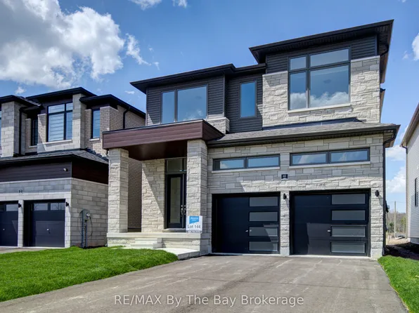 61 Rosanne Cir, Wasaga Beach, ON L9Z 0N3