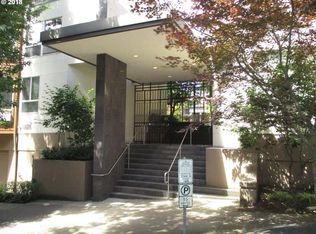 1535 SW Clay St APT 325, Portland, OR 97201