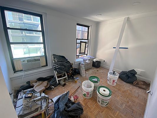 3rd image of 131 E 27th St #4A
