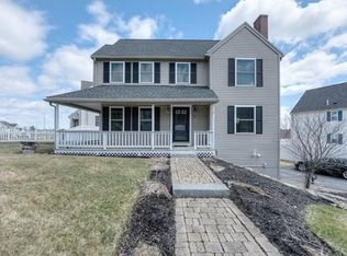 22 Fox Meadow Dr, Worcester, MA 01602