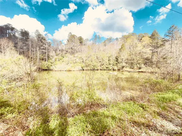 586 Liberty Church Rd, Marion, NC 28752