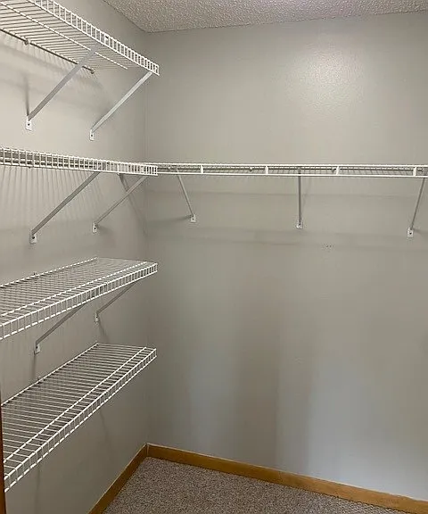 5105 Lake Dr — Photo 12