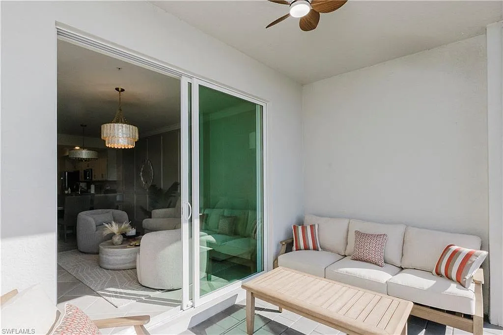 2 bed, 2.0 bath, 1120 sqft, $2,495 — Photo 3