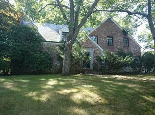 80 Kensington Cir, Brookline, MA 02467