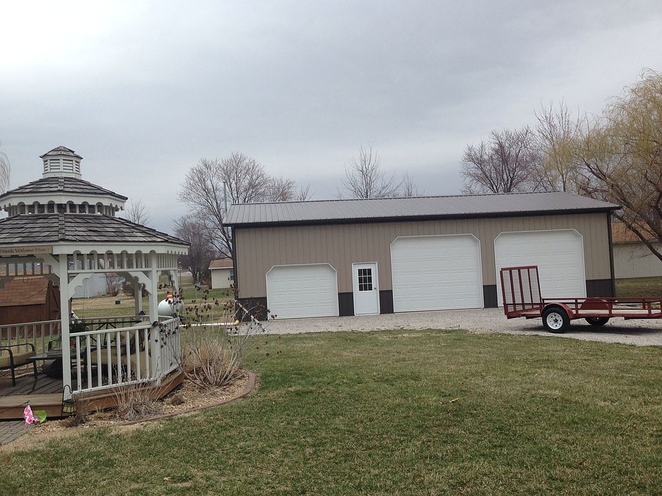 2nd image of 203 Marylyn Ct