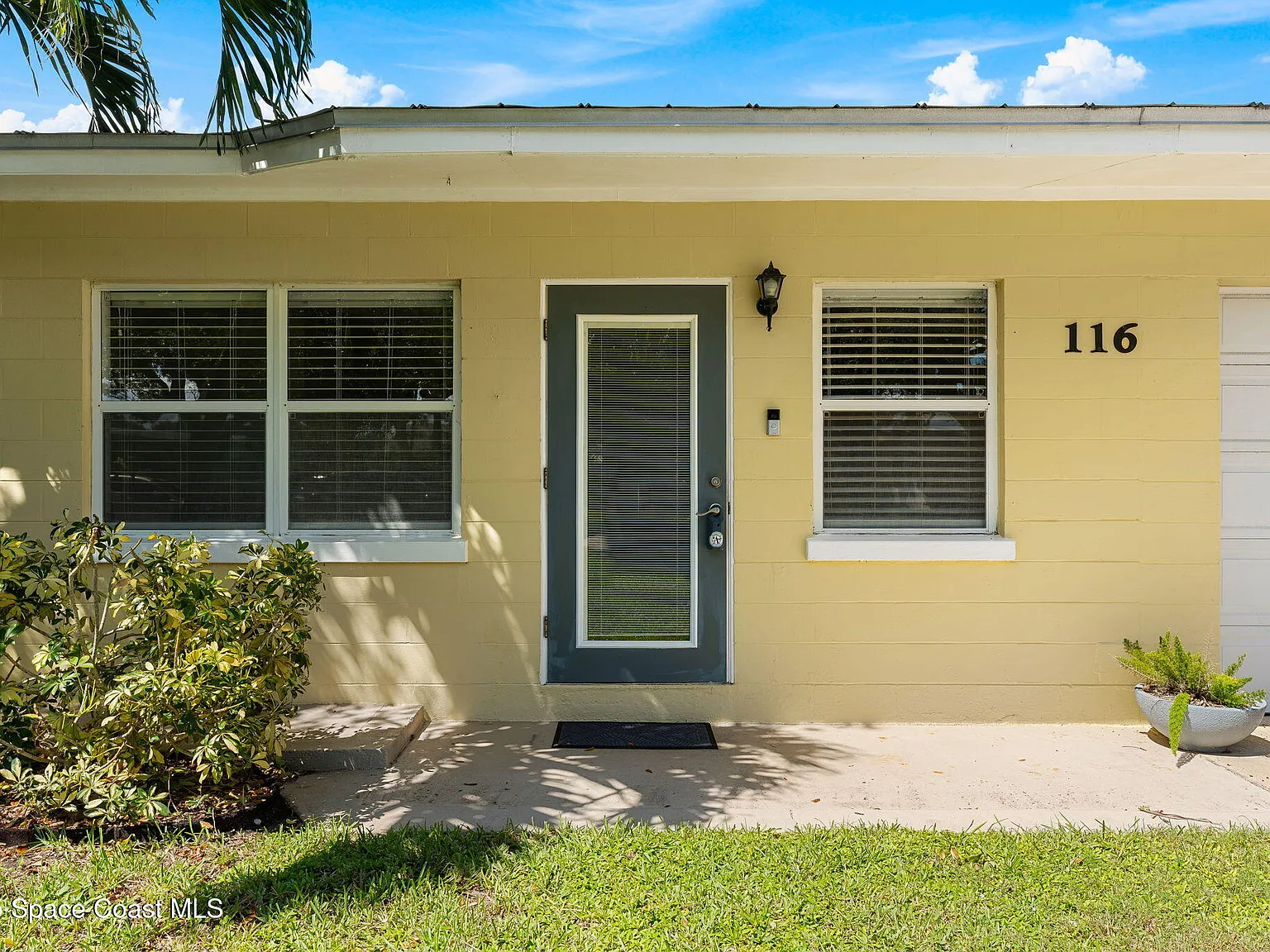 3 bed, 2.5 bath, 2106 sqft, $3,500 — Photo 4