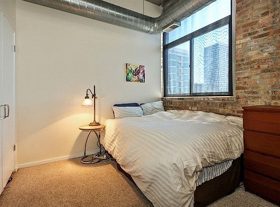 5th image of 1528 S Wabash Ave APT 609