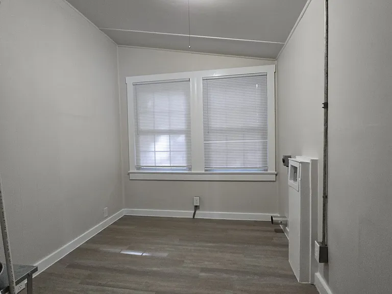 259 Wells St — Photo 19