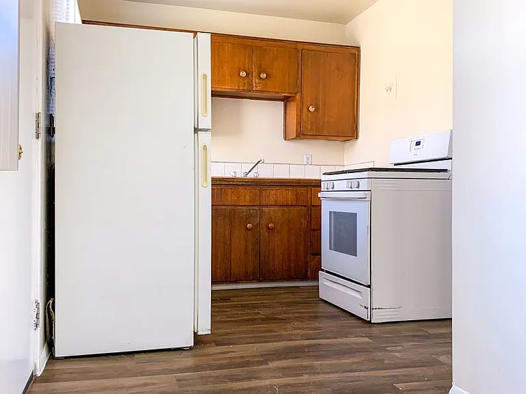 One-Bedroom Apartments in Prime ABQ Location — Photo 8