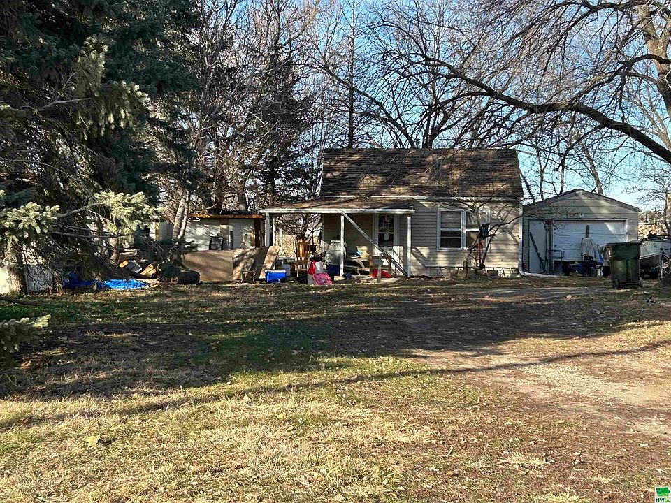 1st image of 1601 River Dr