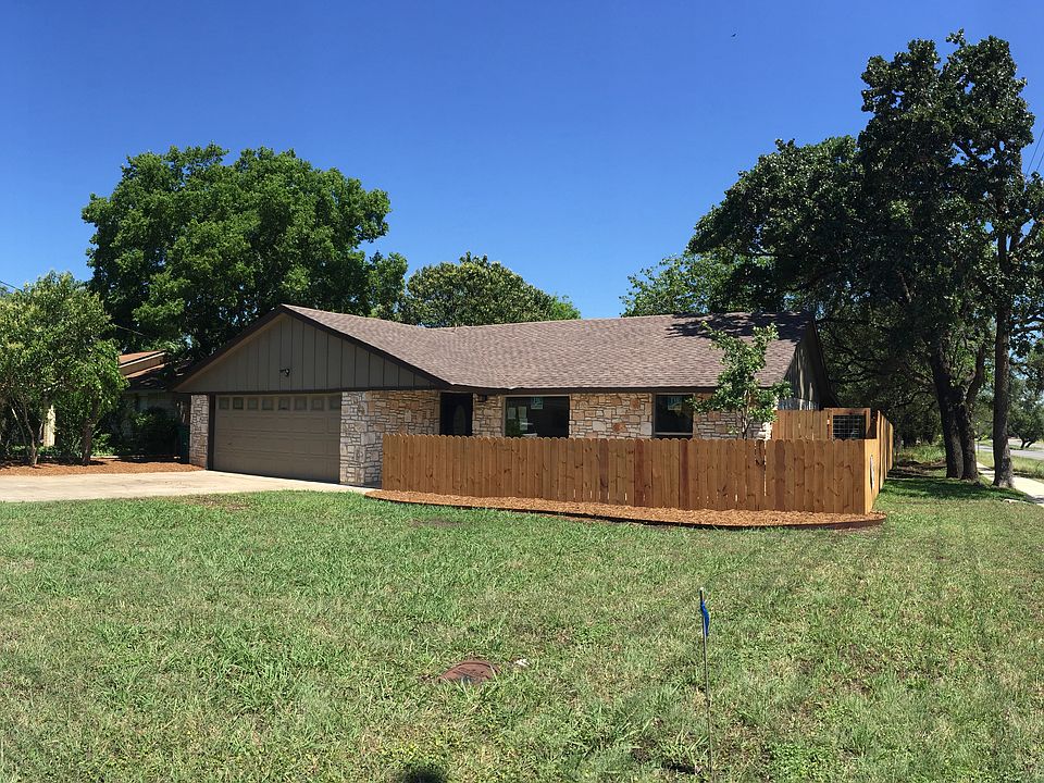 Corner Lot & Private Patio!