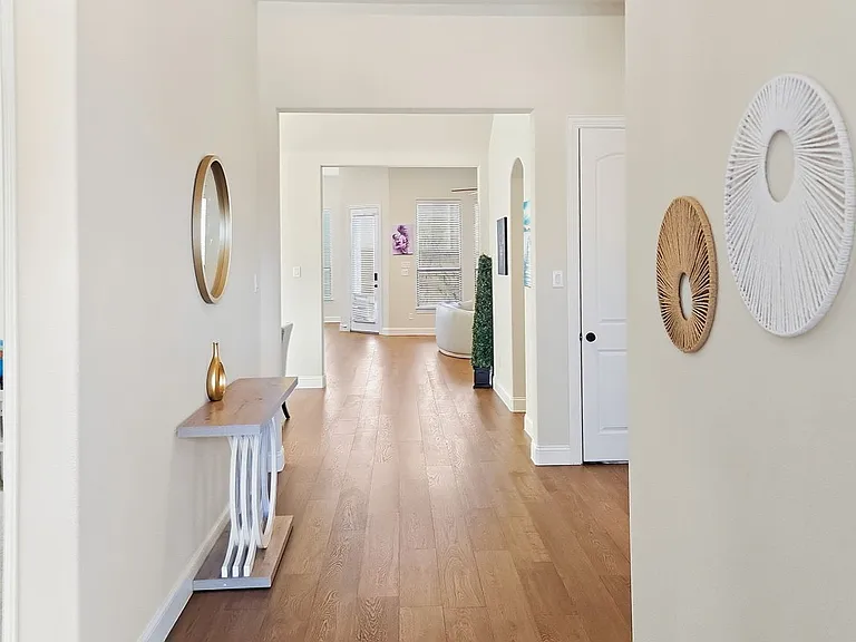 104 Autumn Sage Dr — Photo 4