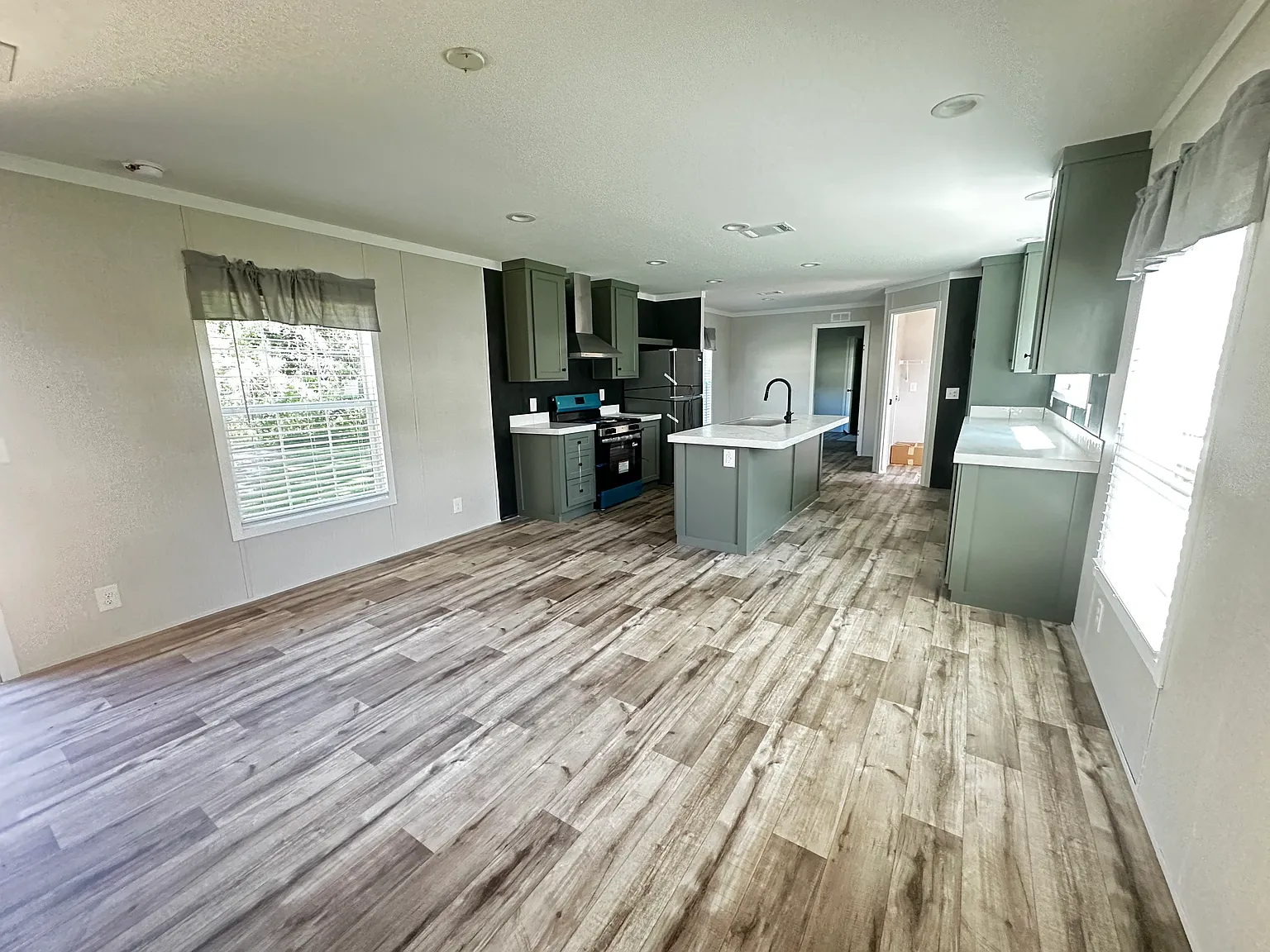 Brand New Home For Rent — Photo 3