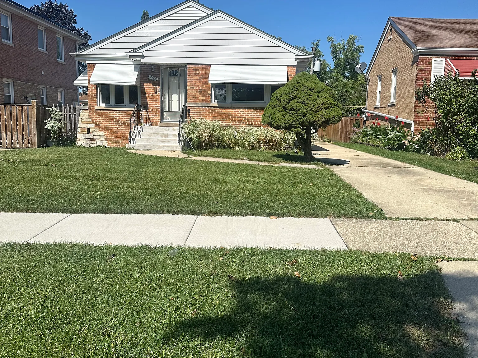 3 bed, 1800 sqft, $2,400 — Photo 2