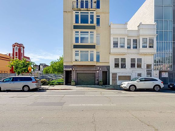 2nd image of 275 9th St APT 3