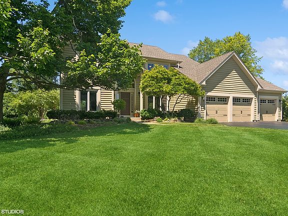 2nd image of 49 Gentry Dr