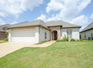 36 Savannah Cir, Brandon, MS 39047