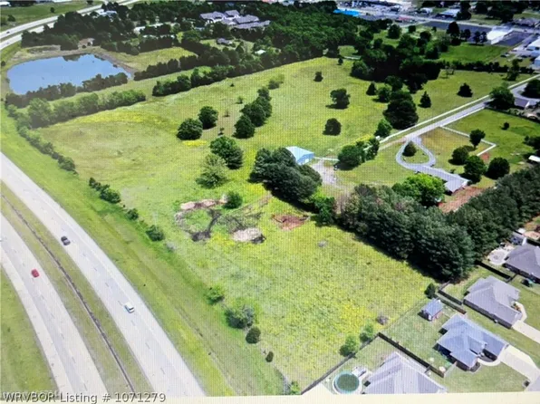 302 W Michelle Ln, Poteau, OK 74953