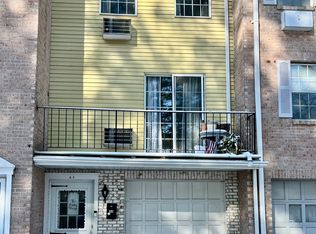 3 Surrey Ln #A3, Torrington, CT 06790