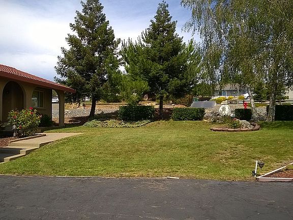 2nd image of 3433 Fernbrook Ct