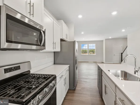 16630 Green Glade Dr, Brandywine, MD 20613