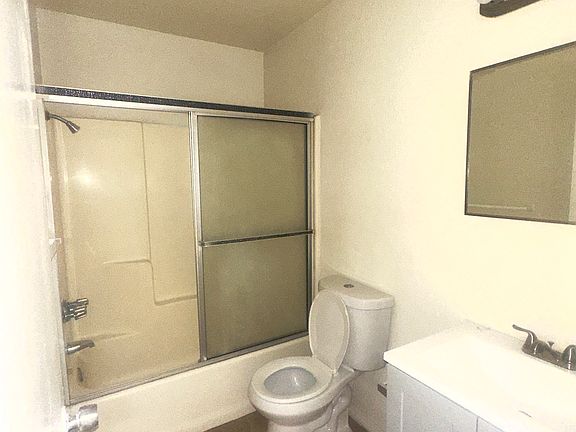 5th image of 11663 White Ave #2