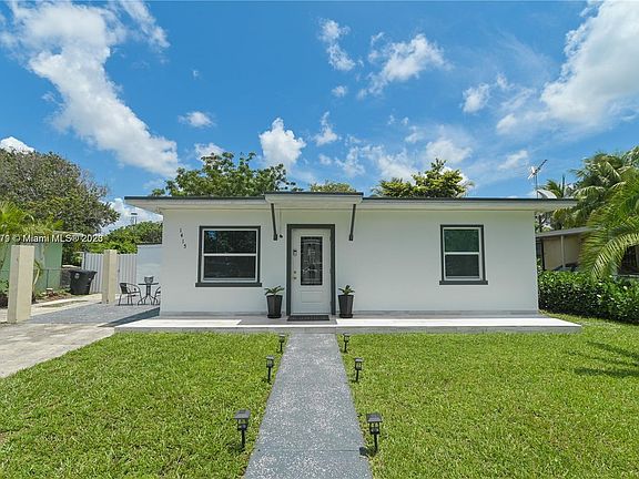 4th image of 1415 NW 125th St