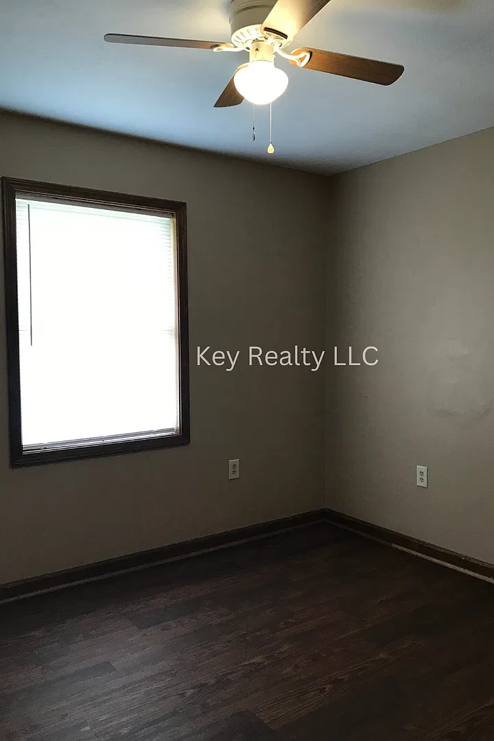 1313 - A Palmetto - Pineville — Photo 3