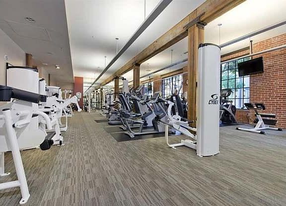 5th image of 500 W Harbor Dr Unit 1608