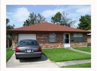 112 Incarnate Word Dr, Kenner, LA 70065