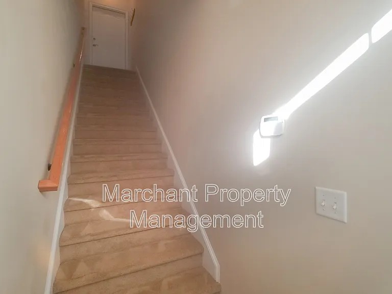16 Edge Ct #C — Photo 3