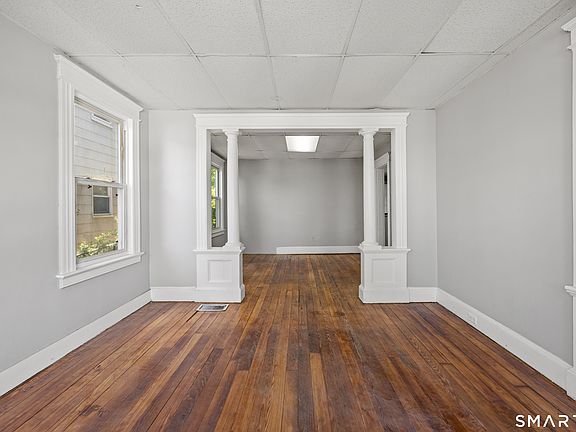 5th image of 500 Wilson Street