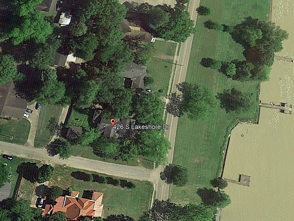 1st image of 426 S Lakeshore Dr