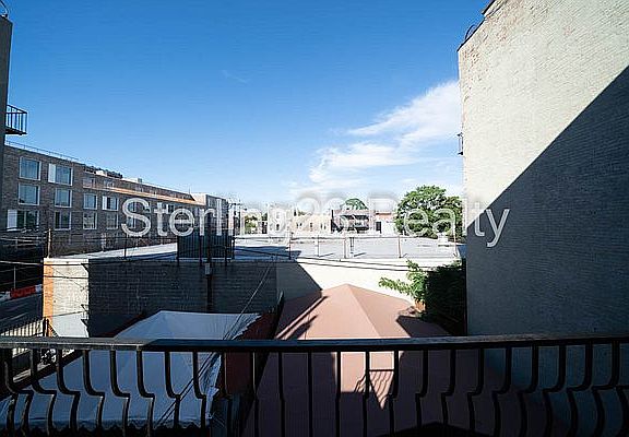 5th image of 12-07 31st Ave #3B