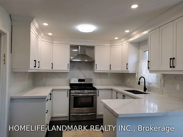 367 Huntington Ridge Dr #UPPER — Photo 4