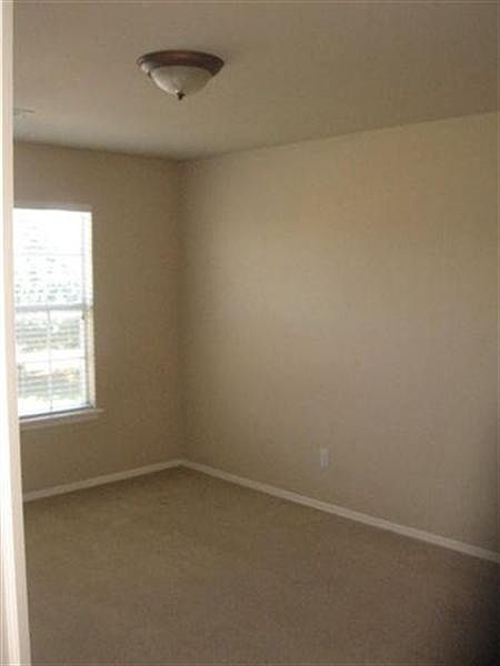 2nd image of 8522 S 70th Ave E