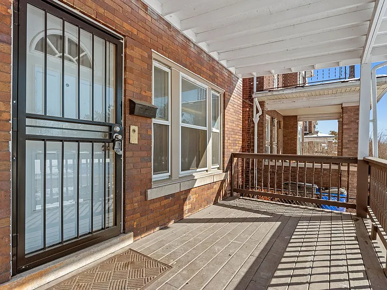 1476 W Grand Blvd — Photo 3