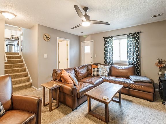 3rd image of 475 Bel Aire Dr